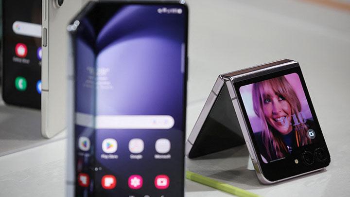 Try Galaxy Update: The experience of trying out the Samsung Galaxy Z Fold 5 for iPhone users