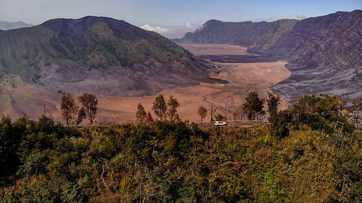 Mount Bromo Teletubbies Hill fire caused by human activity, find out what a flare is